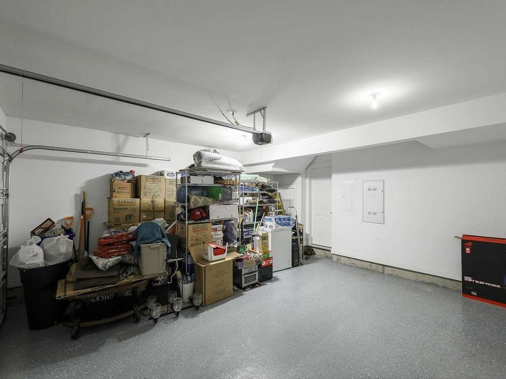 Listing Image for R3090242