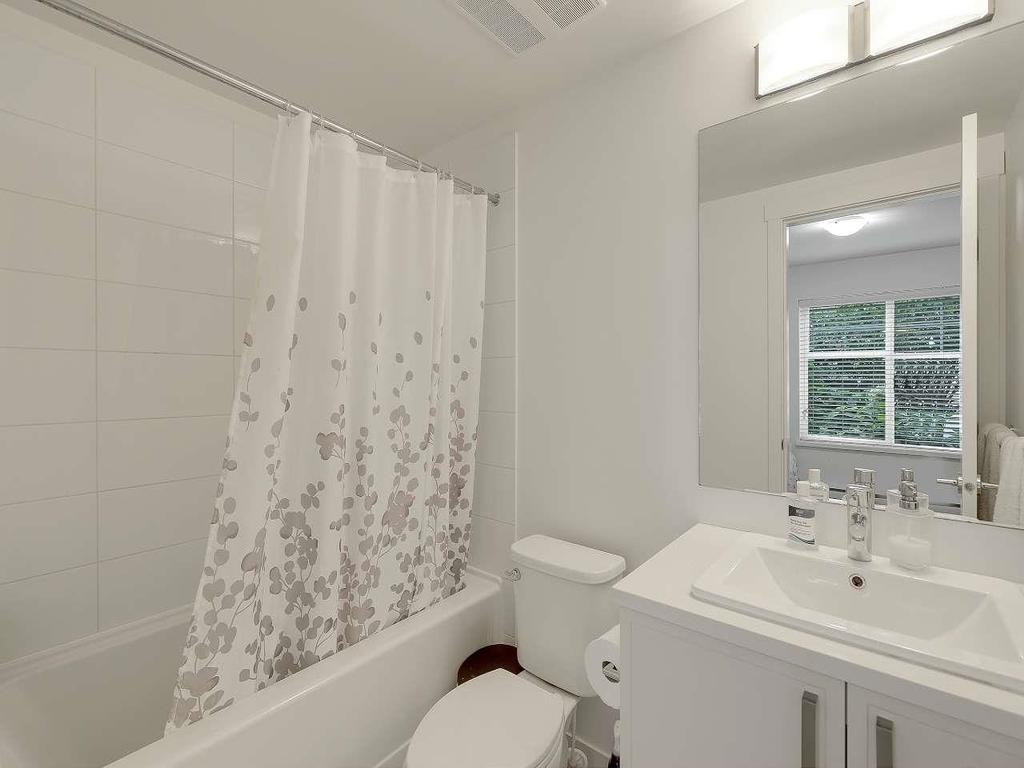 Listing Image for R3090242