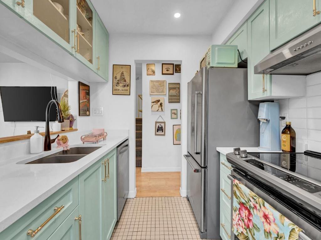 Listing Image for R3090250