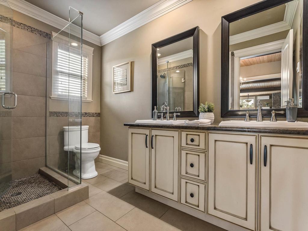 Listing Image for R3090258