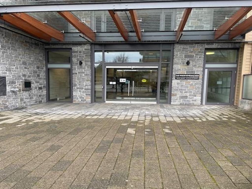 Listing Image for R3090263