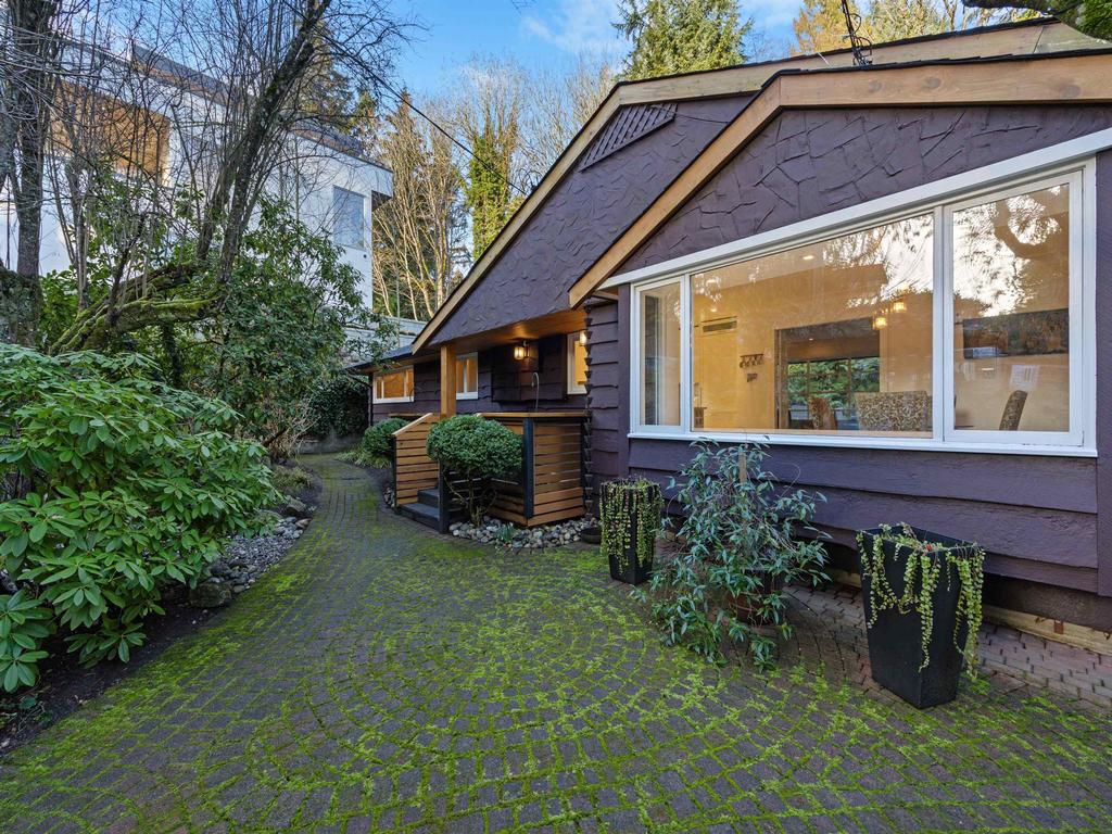 Listing Image for R3090265