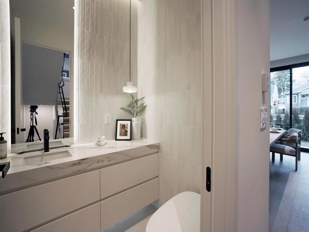 Listing Image for R3090267