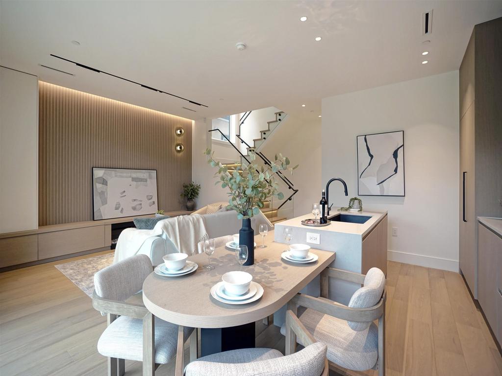 Listing Image for R3090267