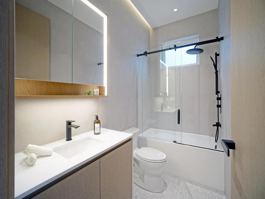 Listing Image for R3090267