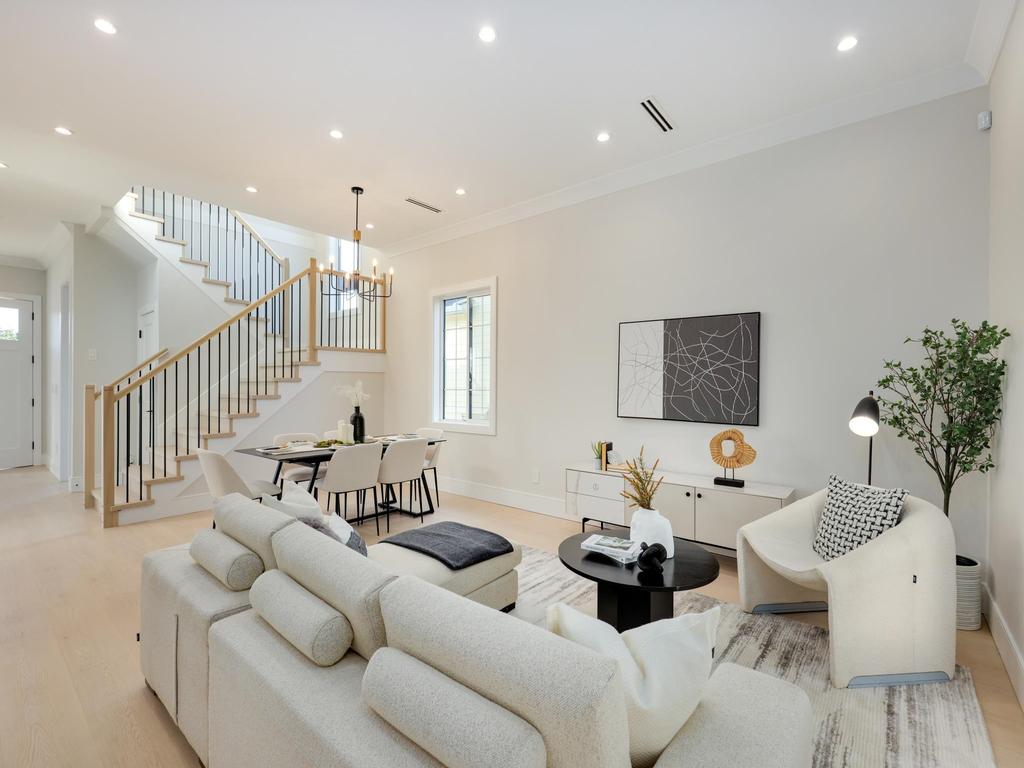 Listing Image for R3090270