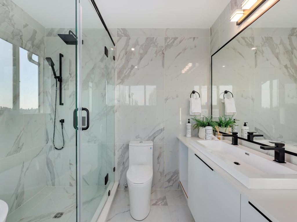 Listing Image for R3090270