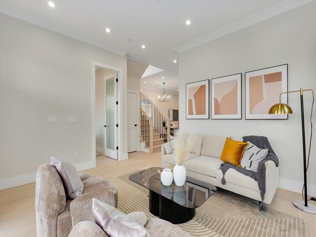 Listing Image for R3090270