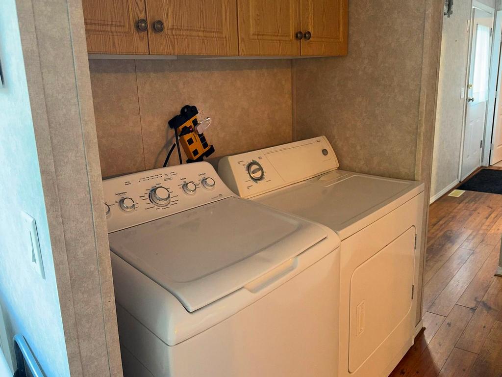 Listing Image for R3090273