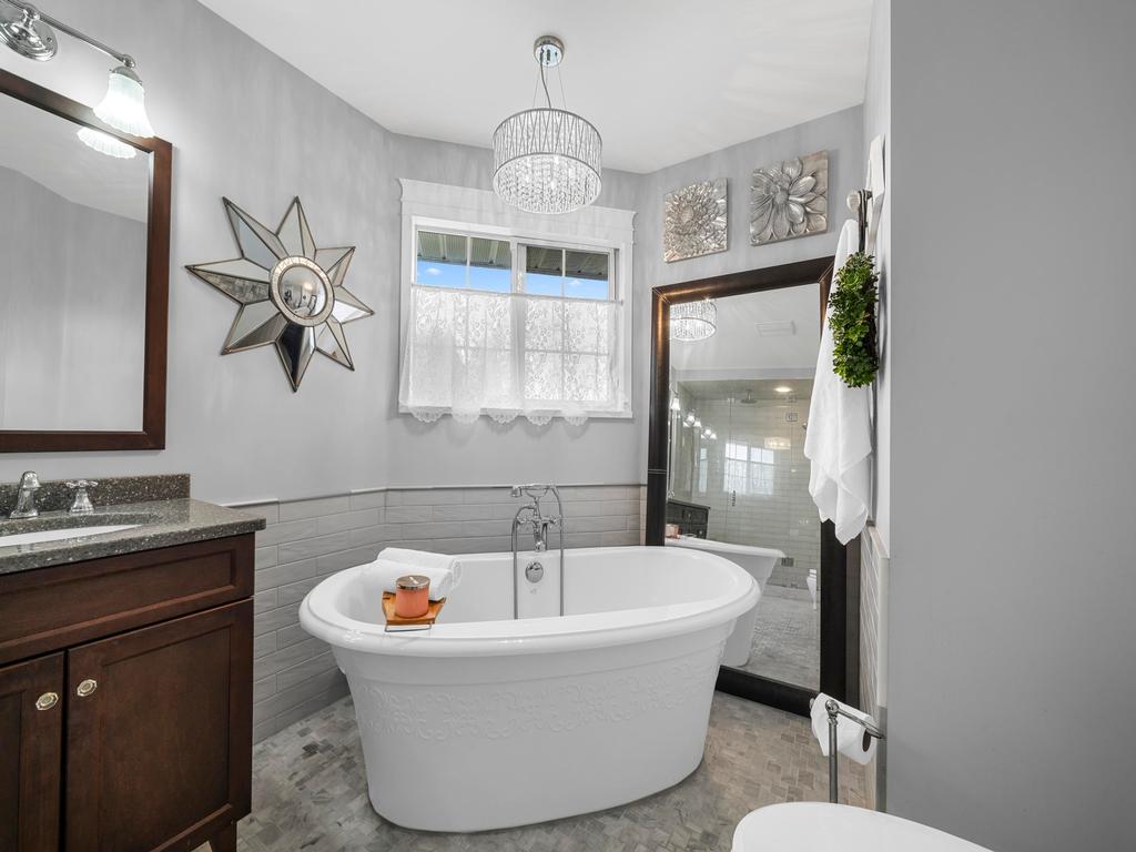 Listing Image for R3090274