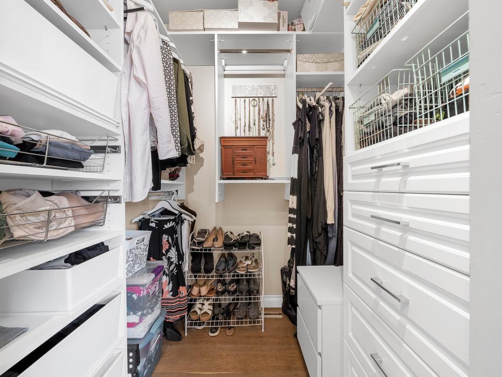 Listing Image for R3090274