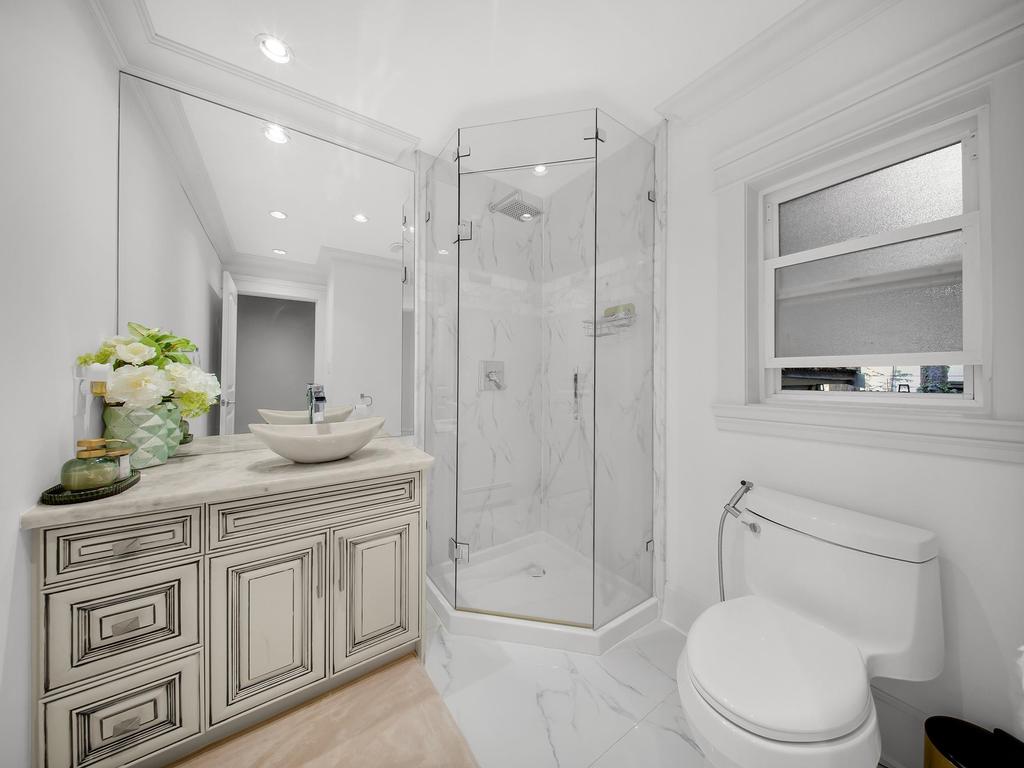 Listing Image for R3090281