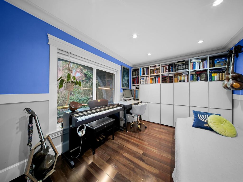 Listing Image for R3090281