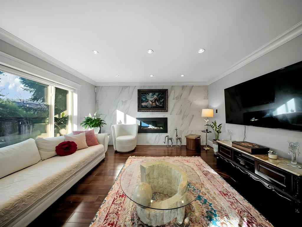 Listing Image for R3090281