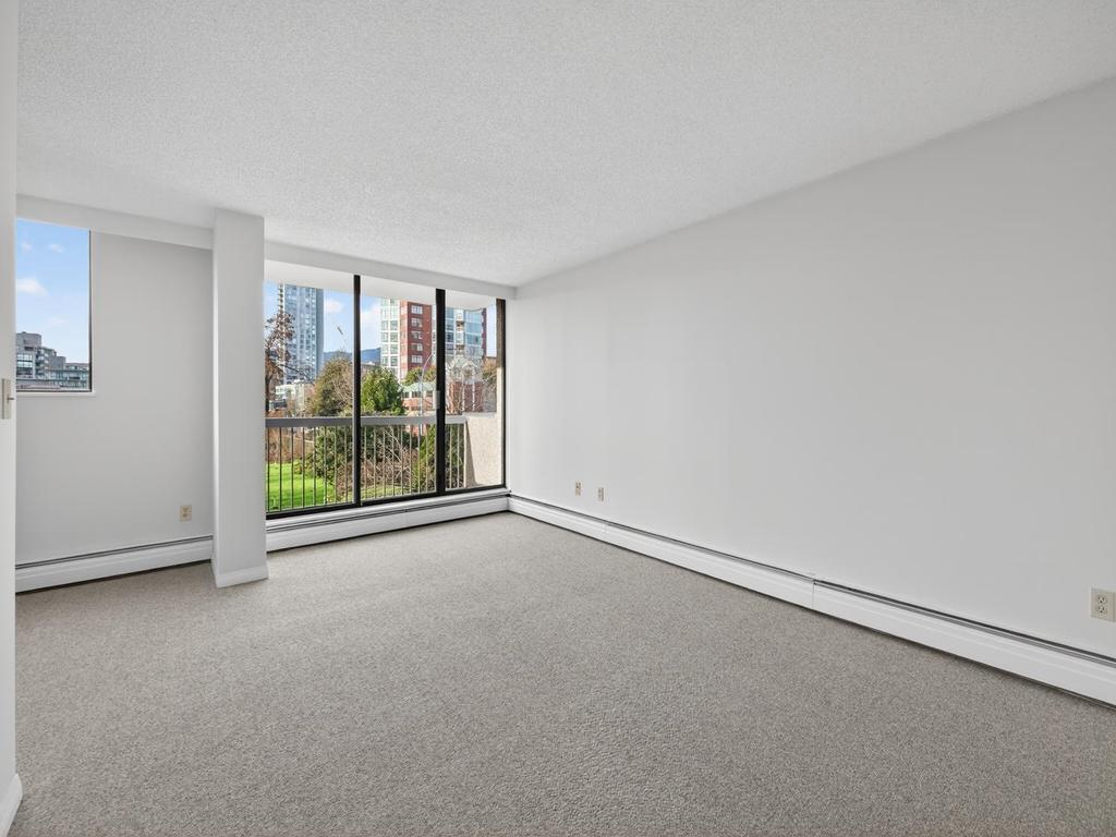 Listing Image for R3090285