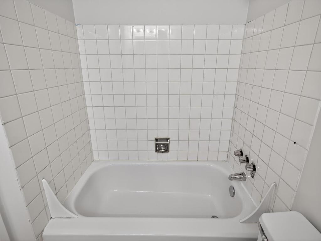 Listing Image for R3090285