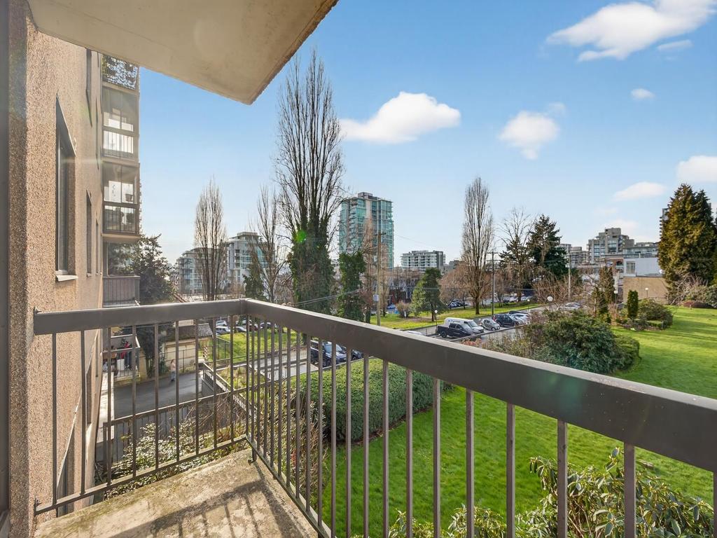 Listing Image for R3090285