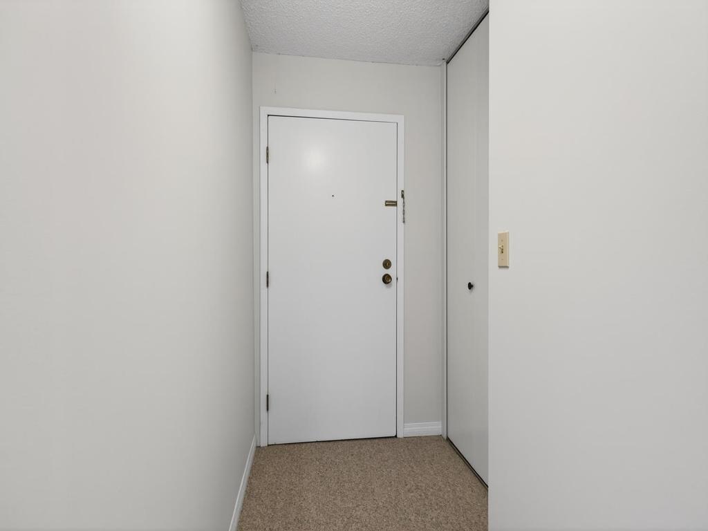 Listing Image for R3090285