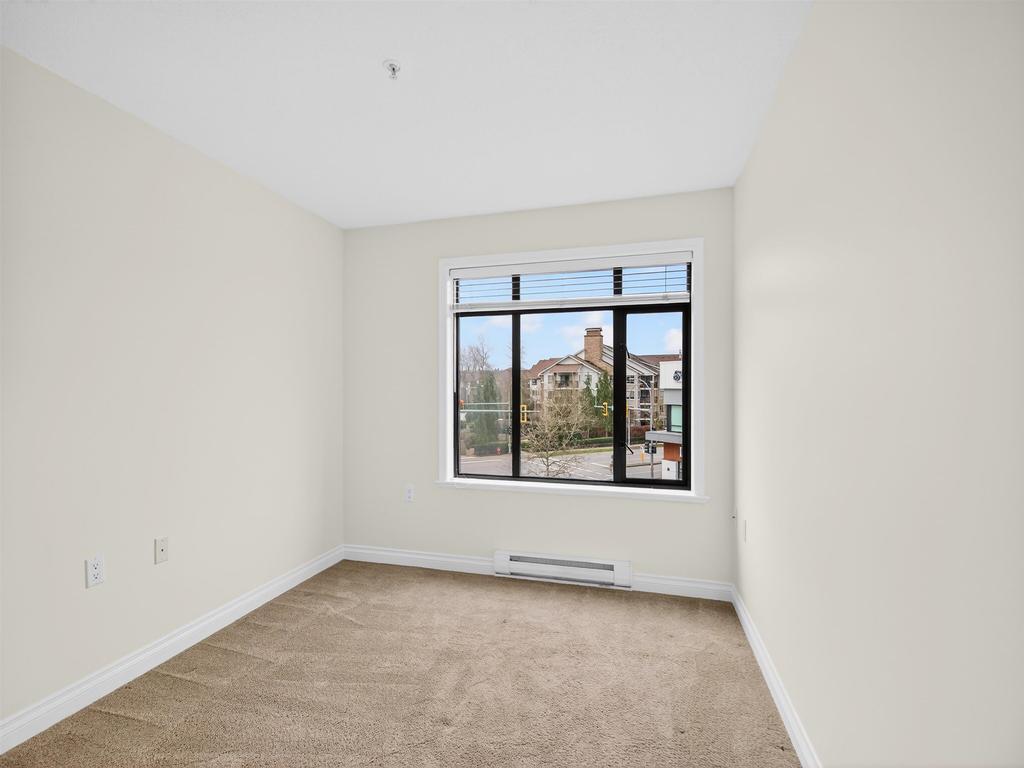 Listing Image for R3090292