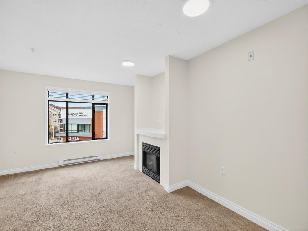 Listing Image for R3090292
