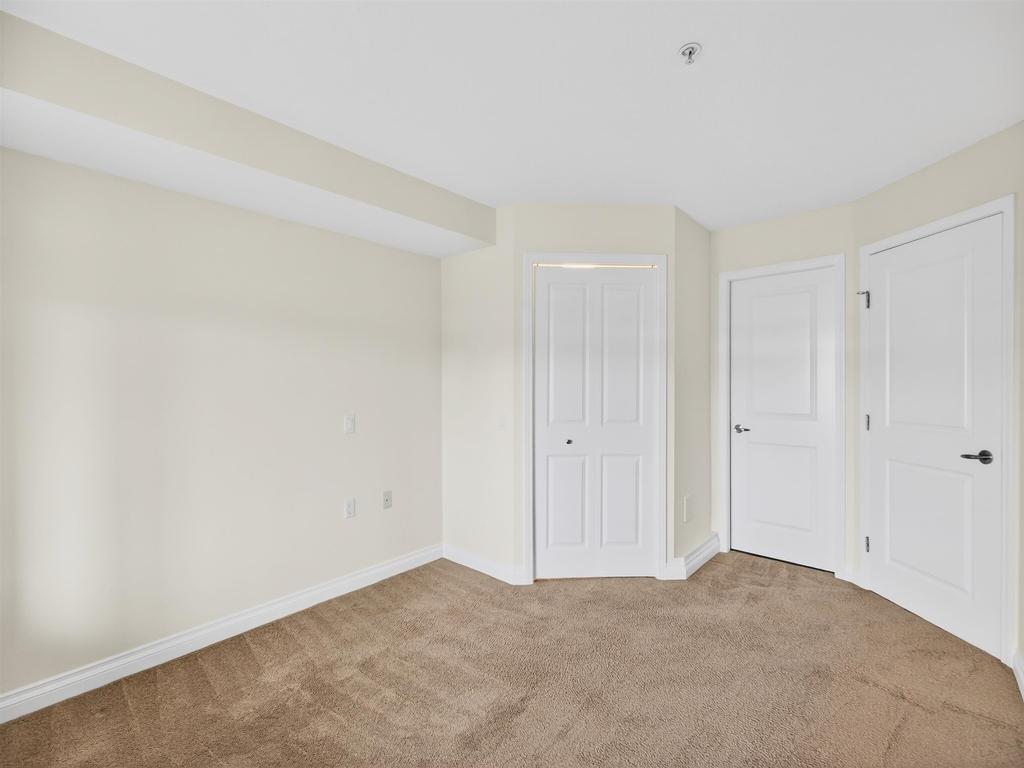 Listing Image for R3090292