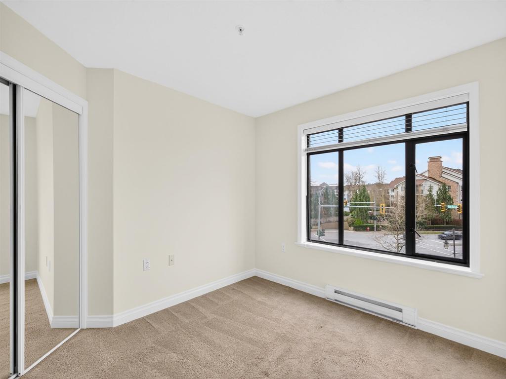 Listing Image for R3090292