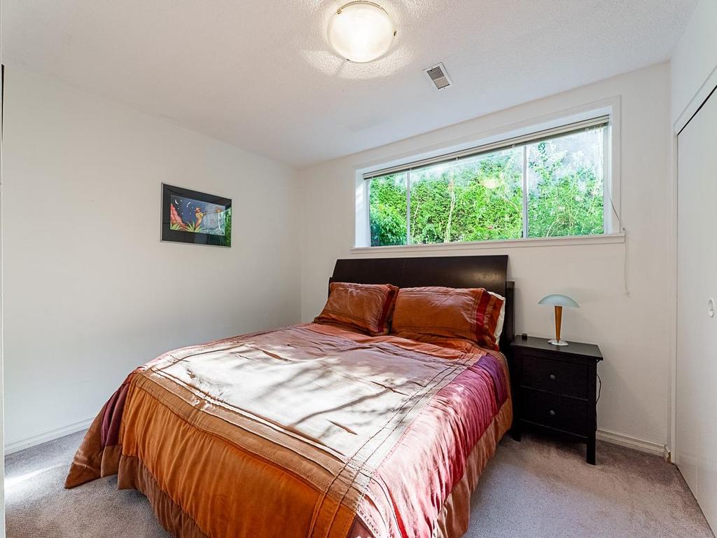 Listing Image for R3090293