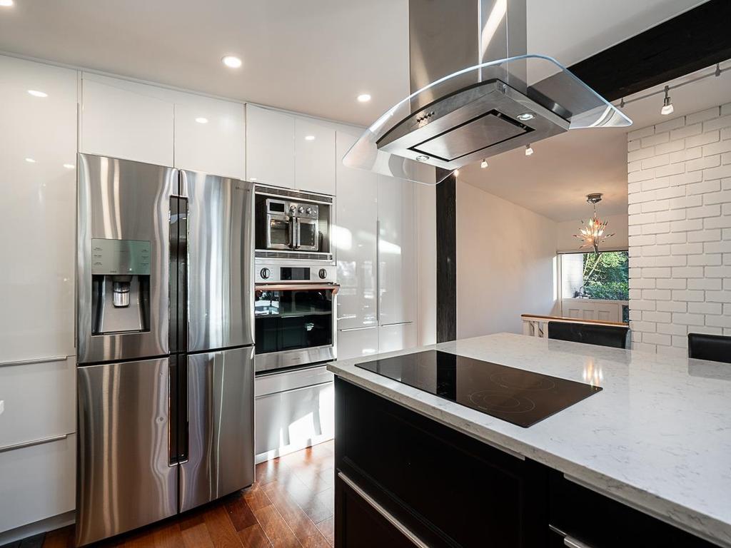 Listing Image for R3090293