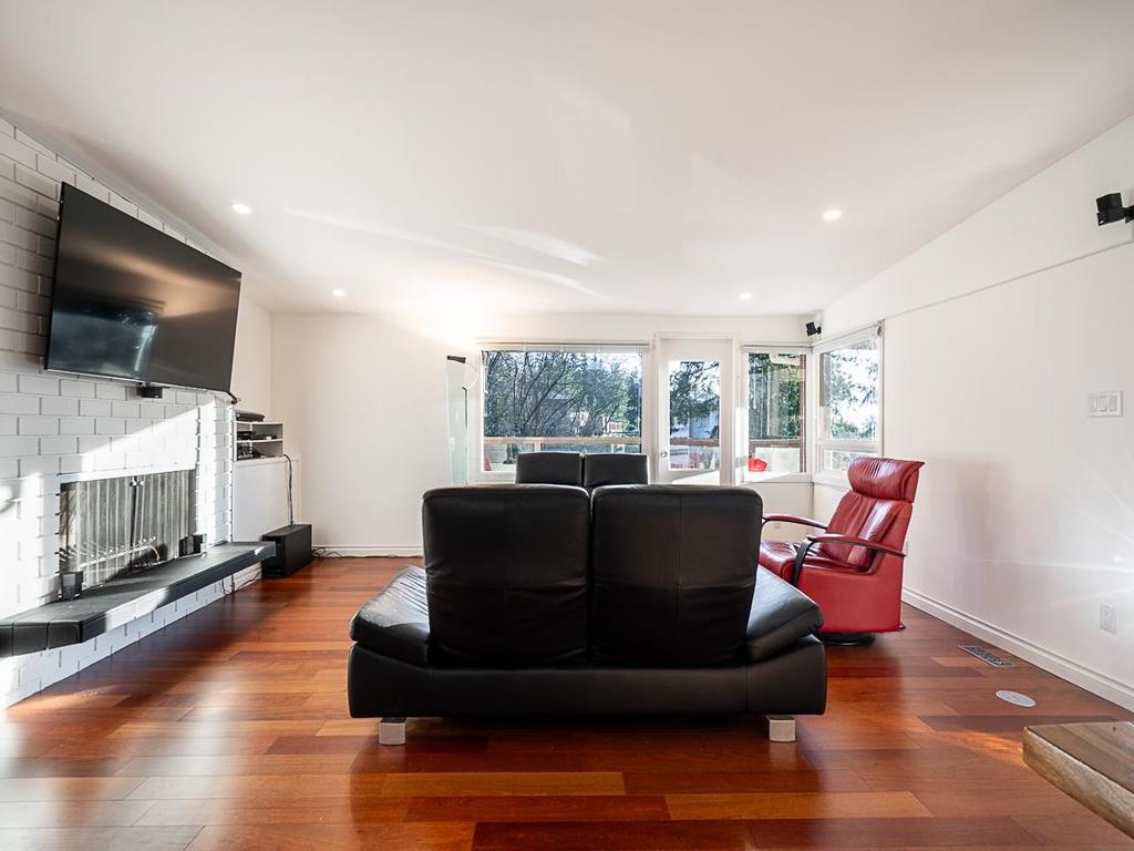 Listing Image for R3090293