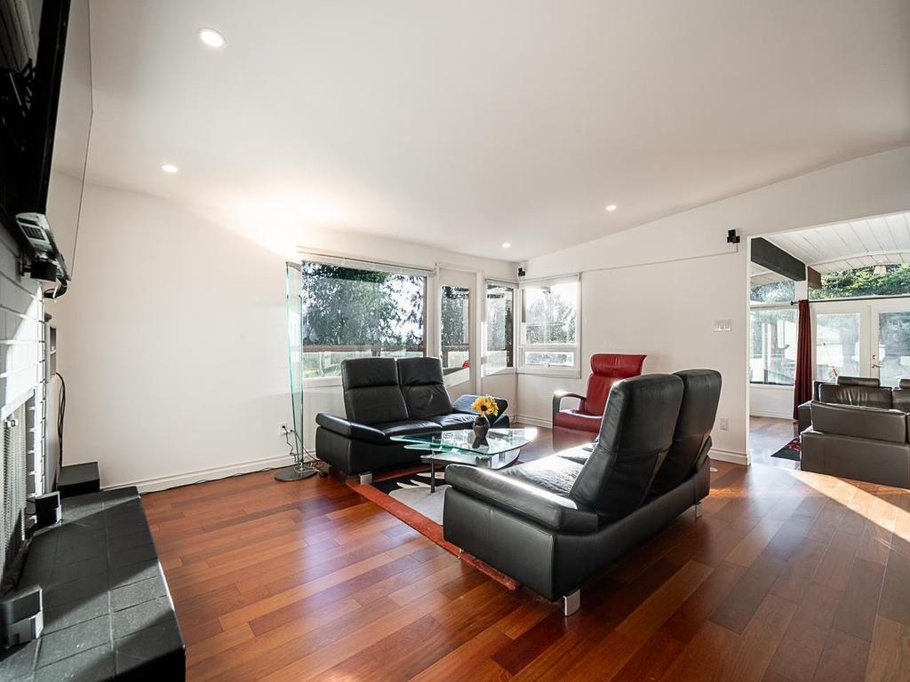 Listing Image for R3090293