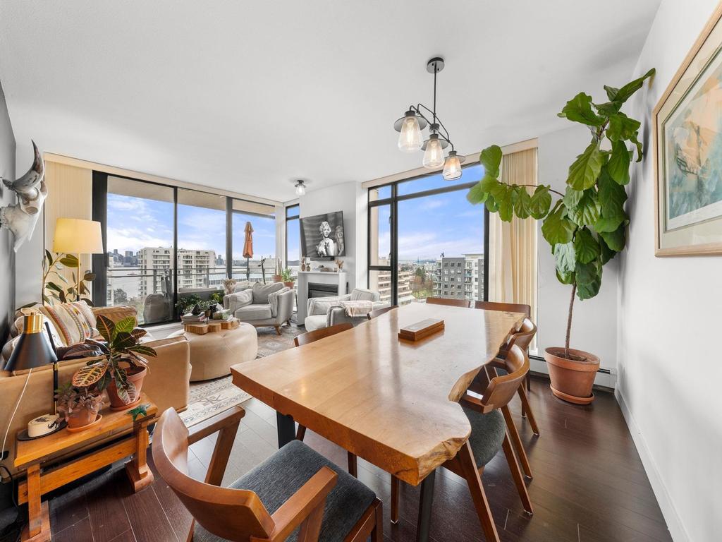 Listing Image for R3090296