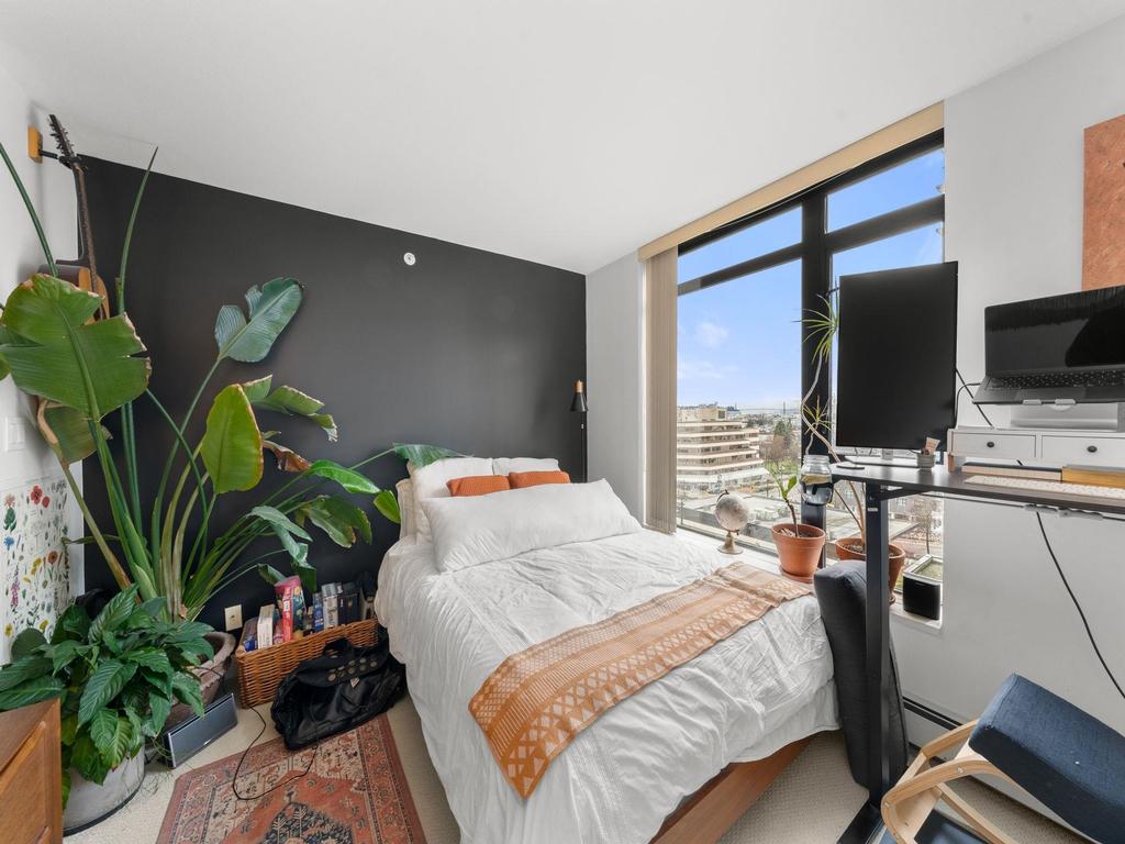 Listing Image for R3090296