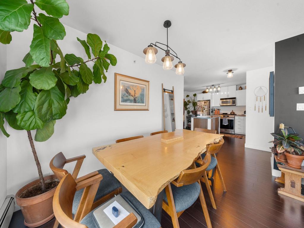 Listing Image for R3090296