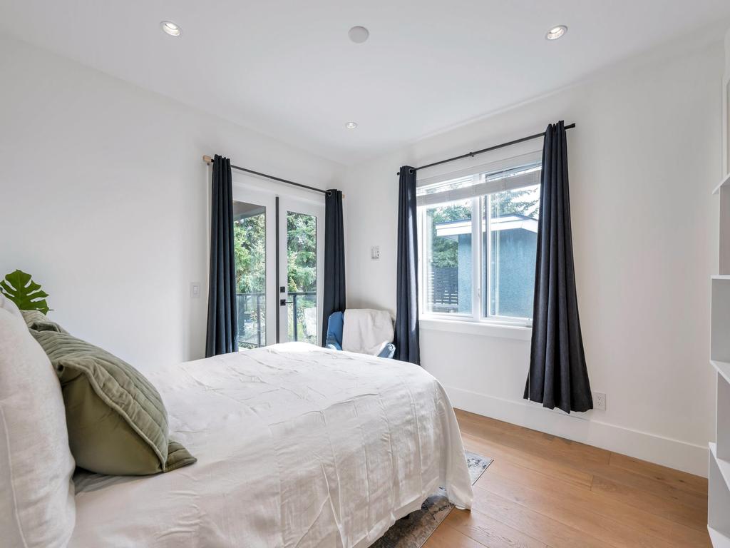 Listing Image for R3090298