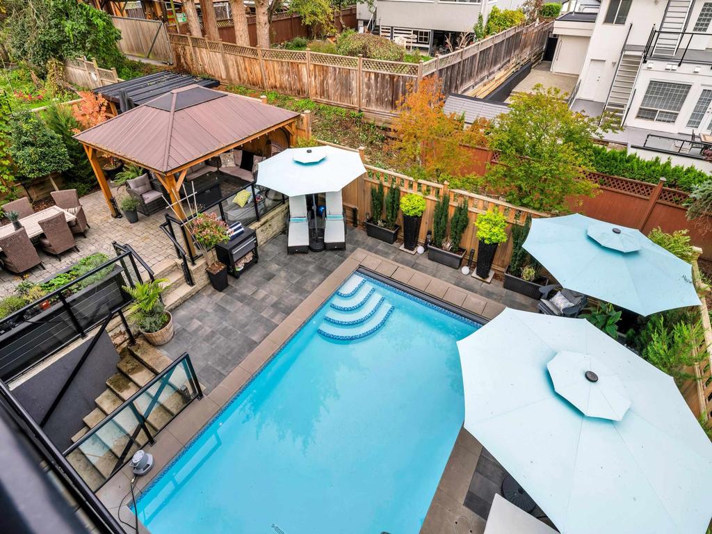 Listing Image for R3090298