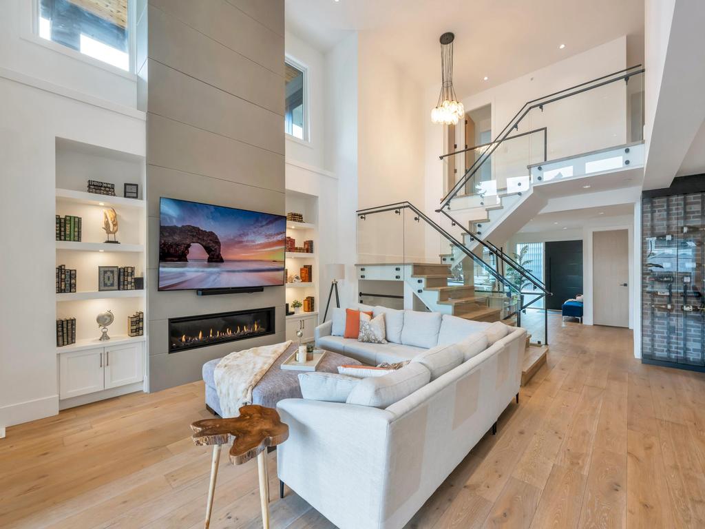 Listing Image for R3090298