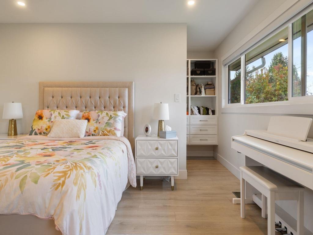 Listing Image for R3090320