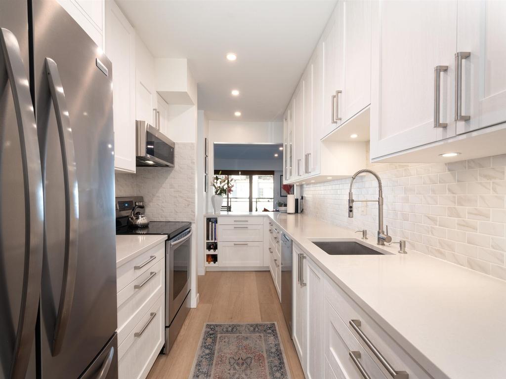 Listing Image for R3090349