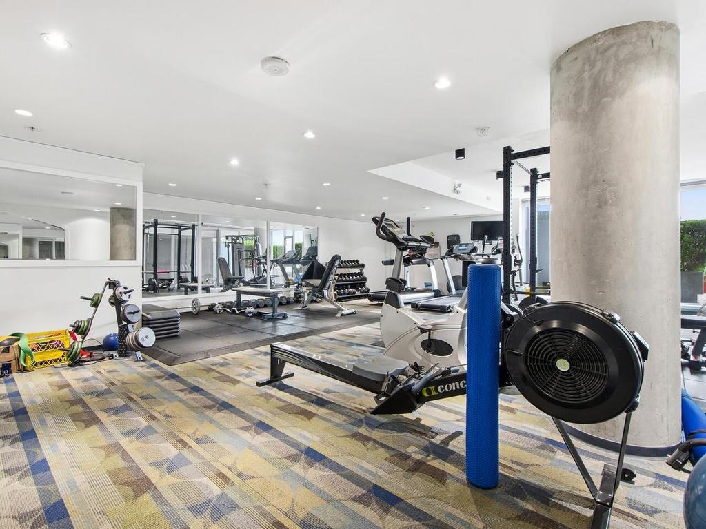 Listing Image for R3090353