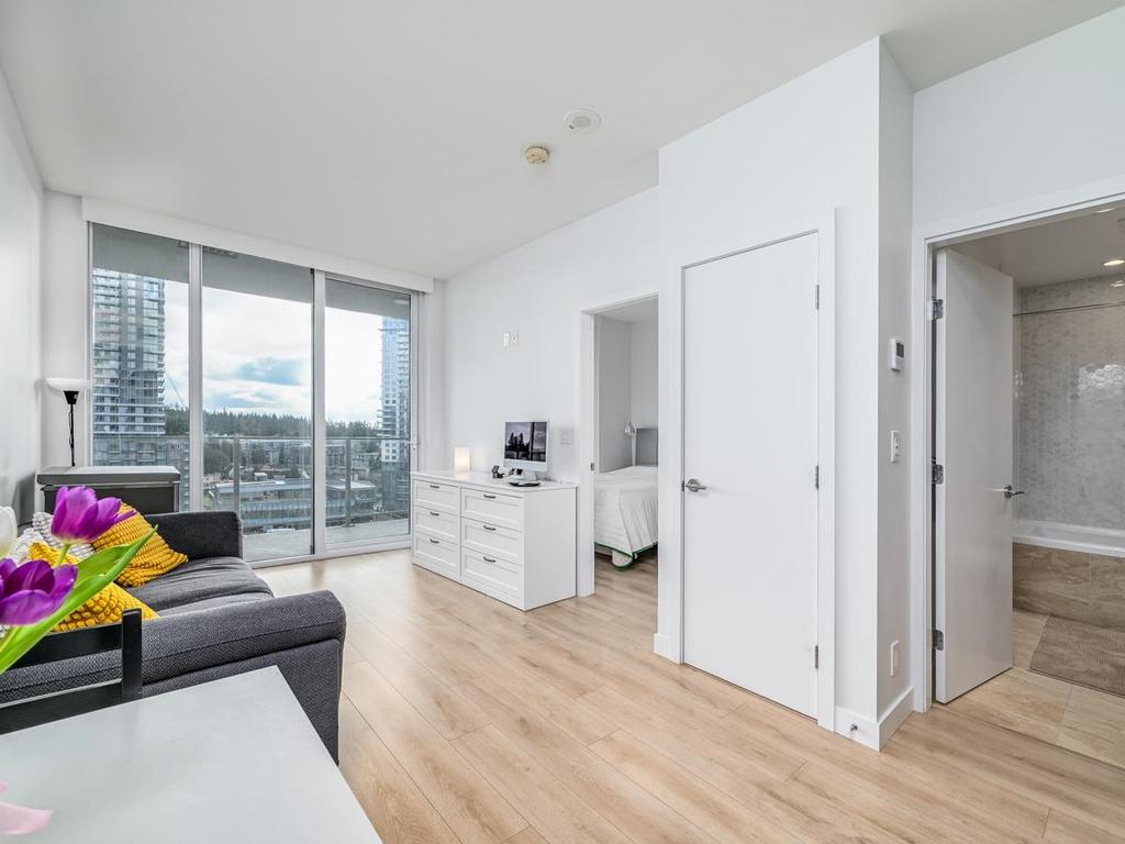 Listing Image for R3090360