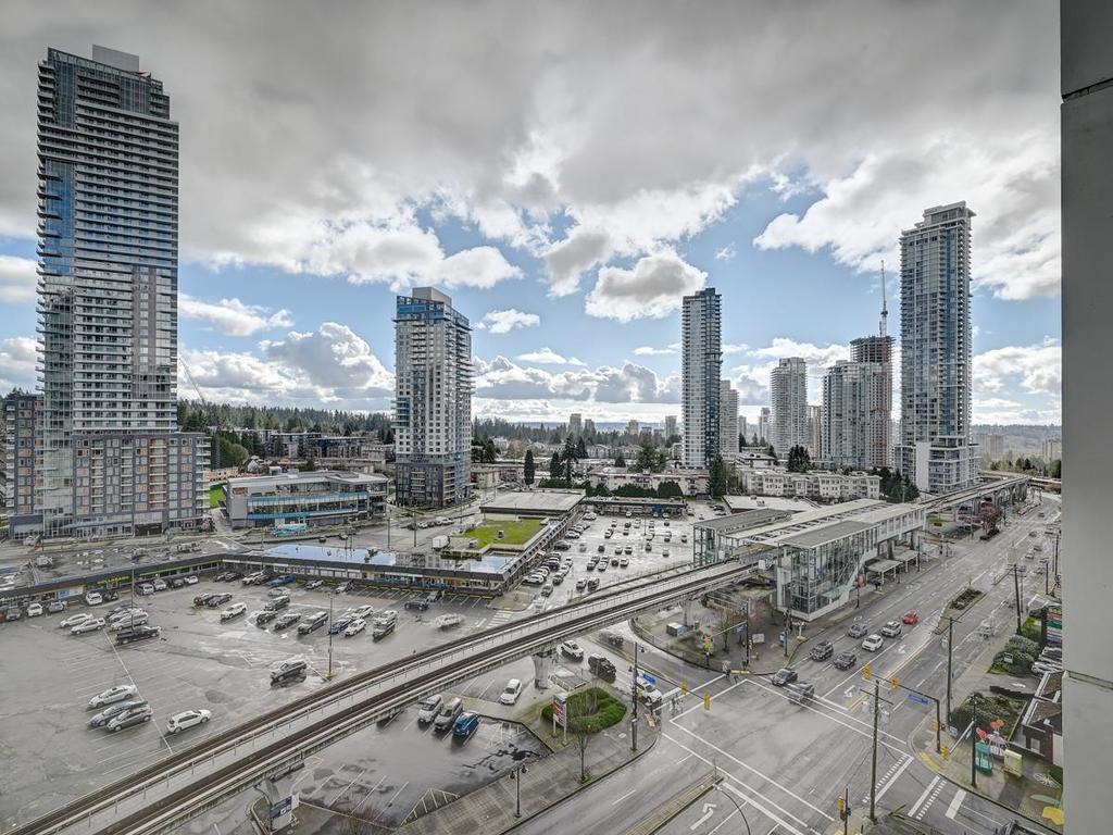 Listing Image for R3090360