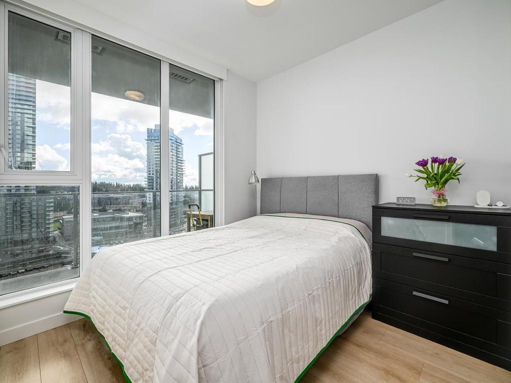 Listing Image for R3090360