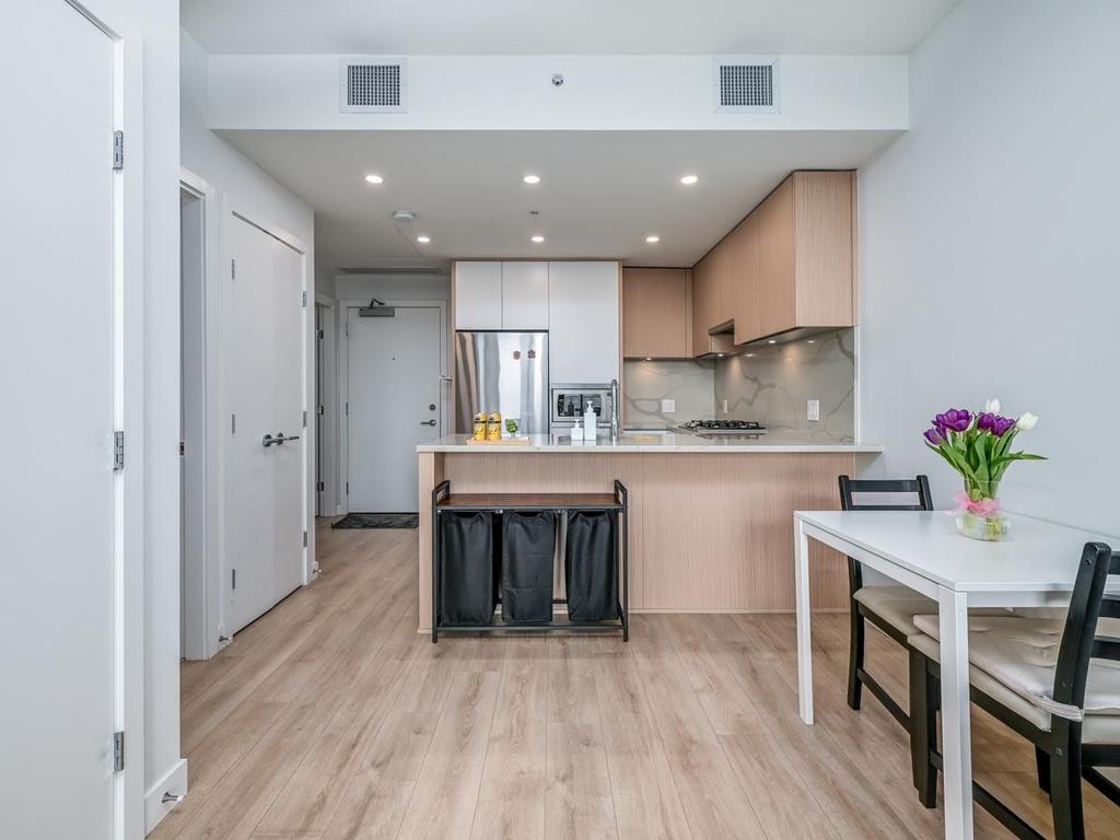 Listing Image for R3090360