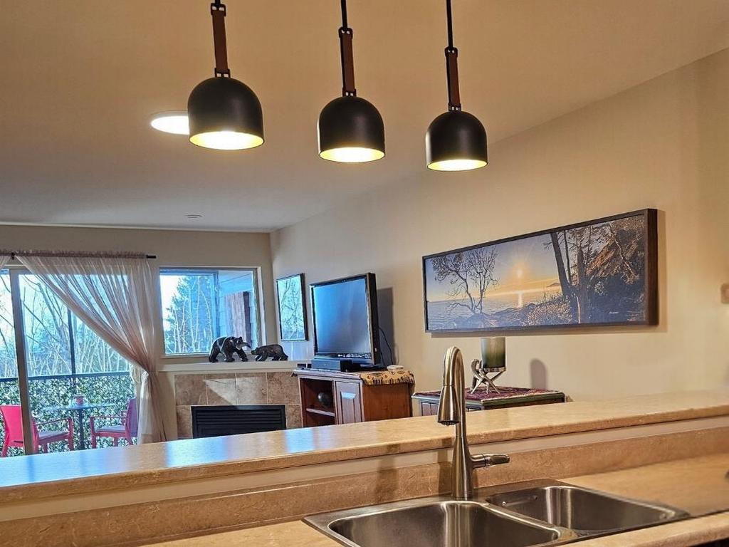 Listing Image for R3090363