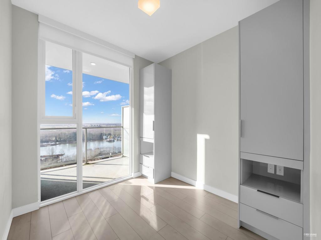 Listing Image for R3090372