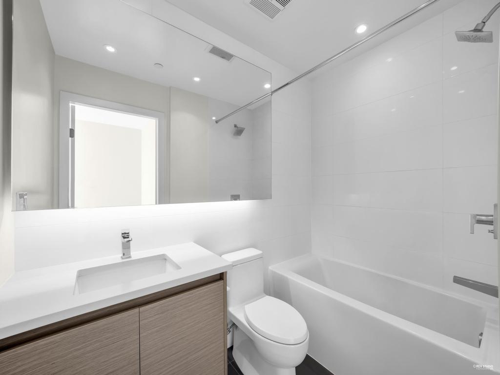 Listing Image for R3090372