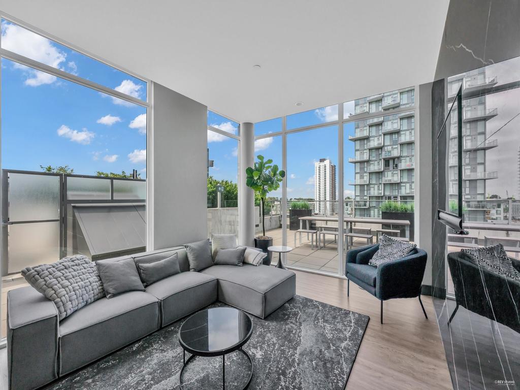 Listing Image for R3090372