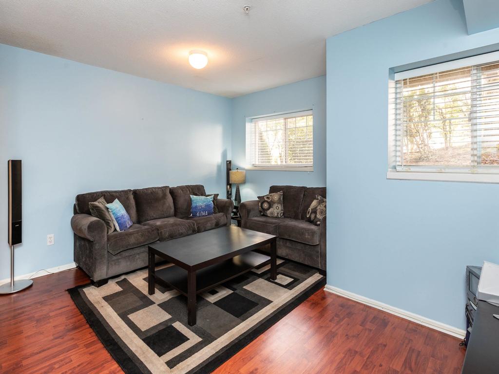 Listing Image for R3090375