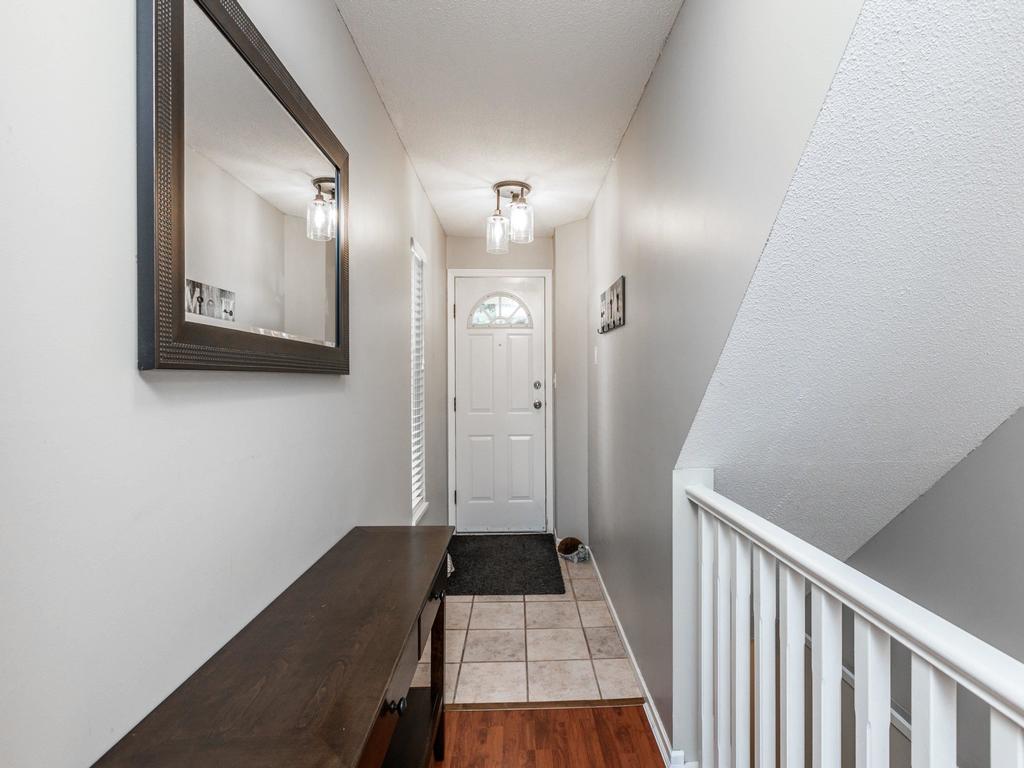 Listing Image for R3090375