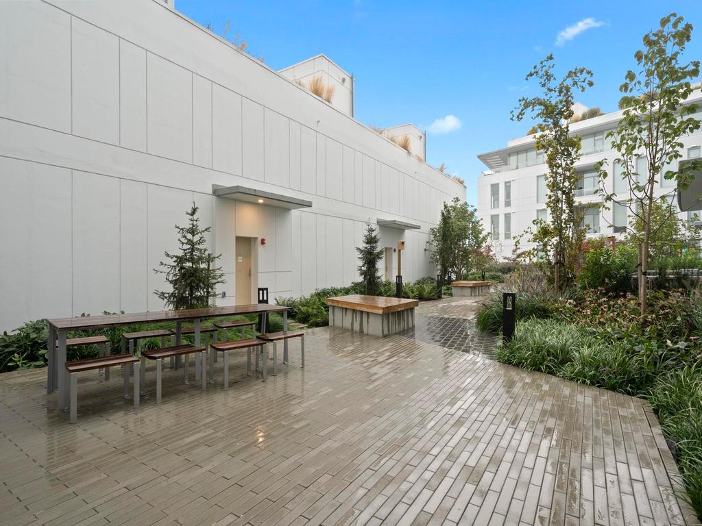 Listing Image for R3090376